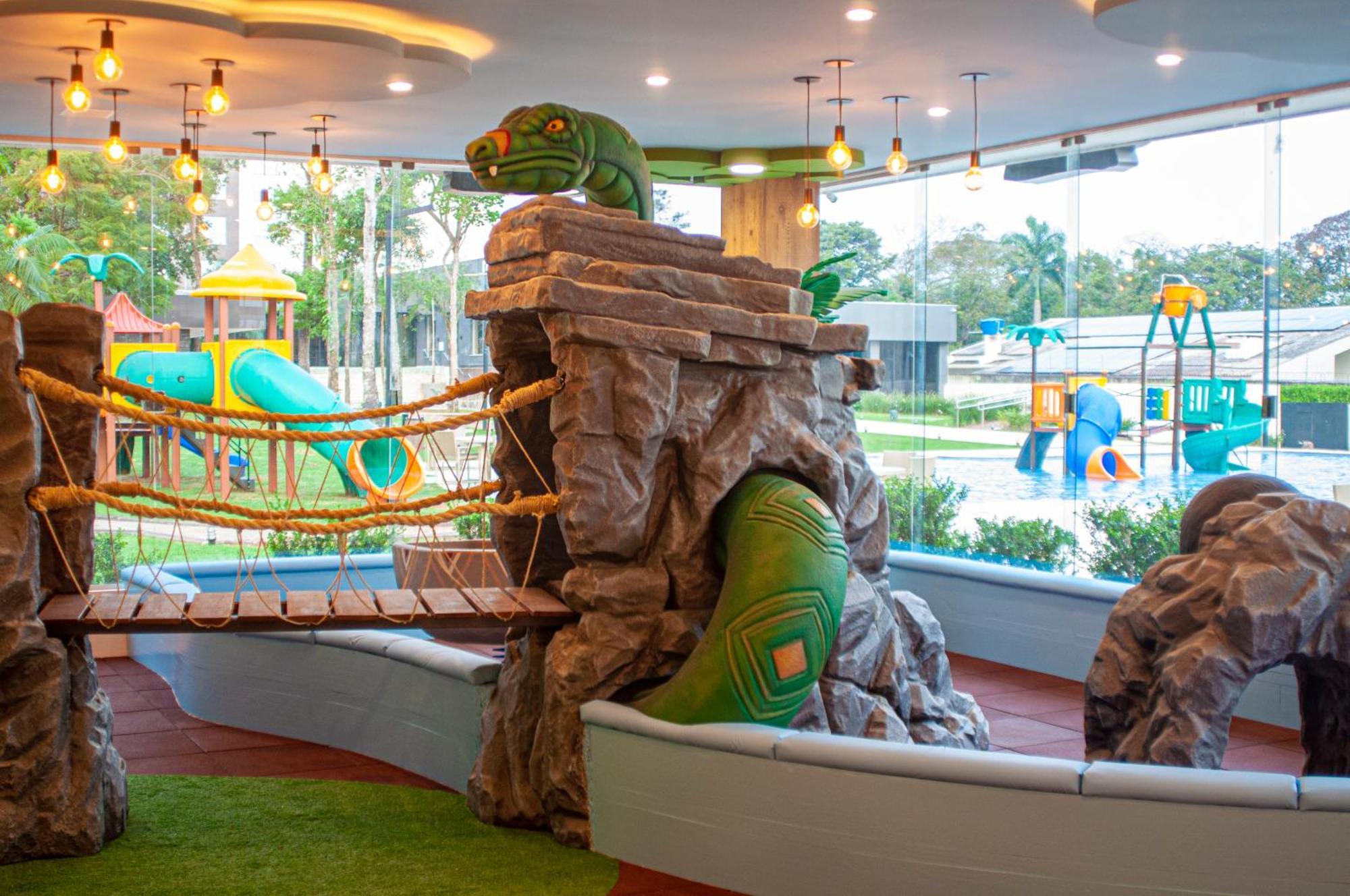 Doubletree By Hilton - Resort - Foz do Iguaçu Eksteriør bilde The Dinosaur Playground